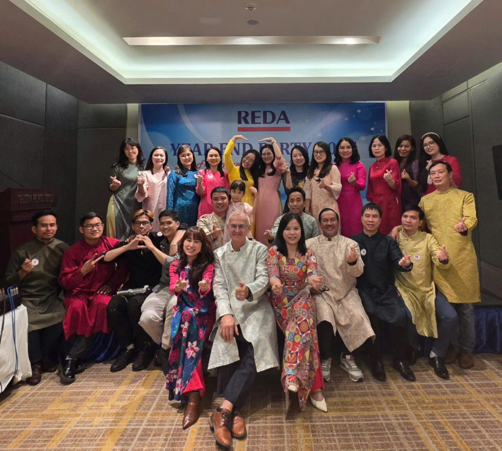 REDA Vietnam Team with Ashland Representative